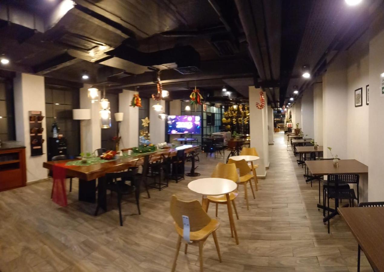 Hotel S Loft Manado Zewnętrze zdjęcie
